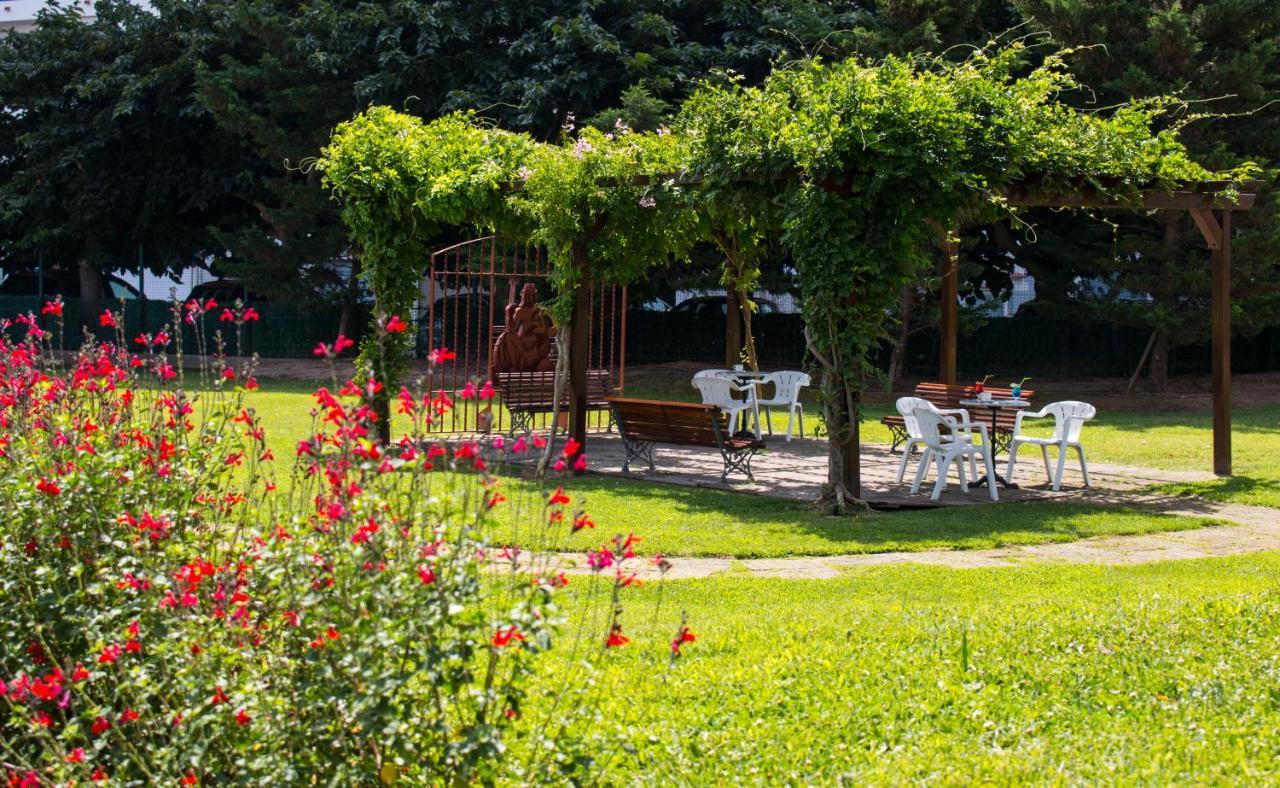 Hotel Xon'S Platja Ha Ampuriabrava Exterior foto
