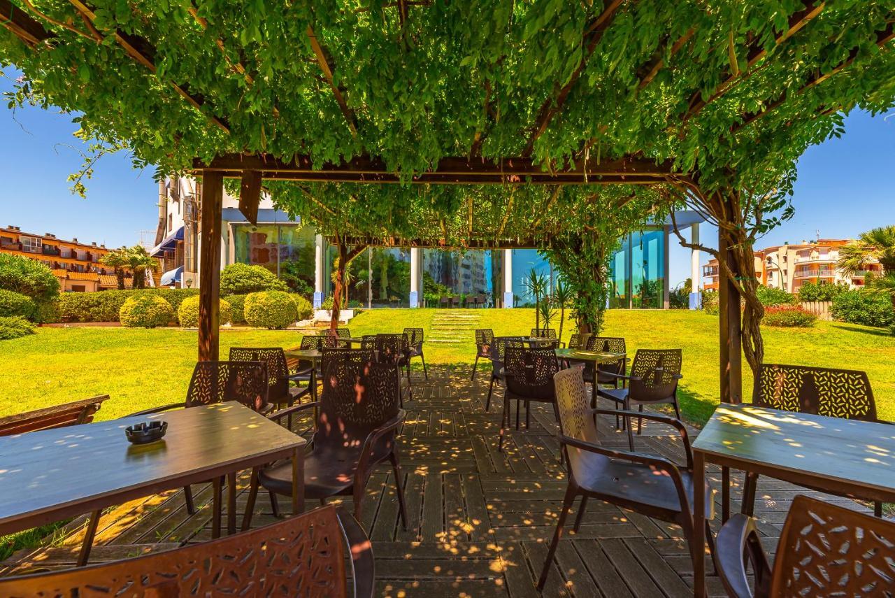 Hotel Xon'S Platja Ha Ampuriabrava Exterior foto